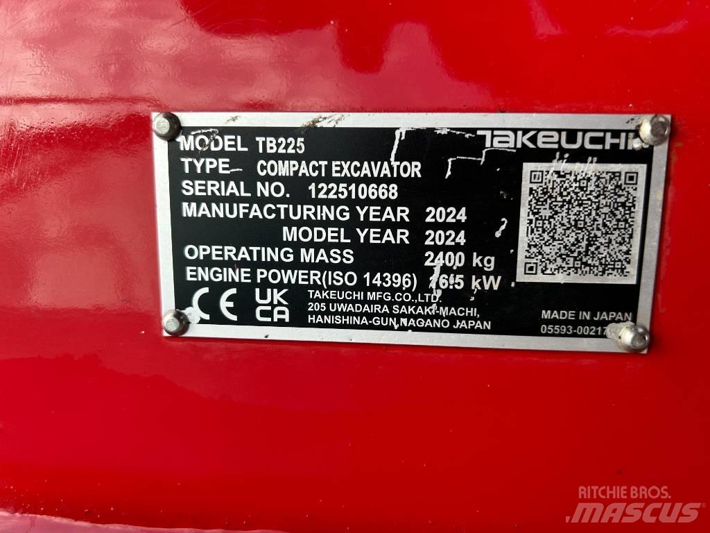 Takeuchi TB 225A V5 小型挖掘机