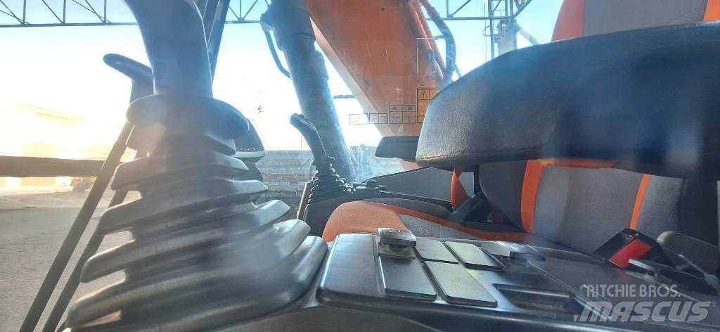Doosan DX140LC-5 履带挖掘机