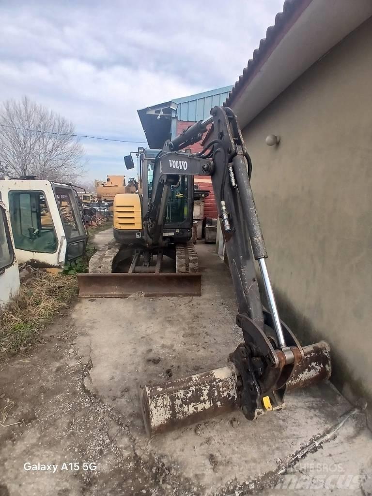 Volvo ECR 48 C 小型挖掘机