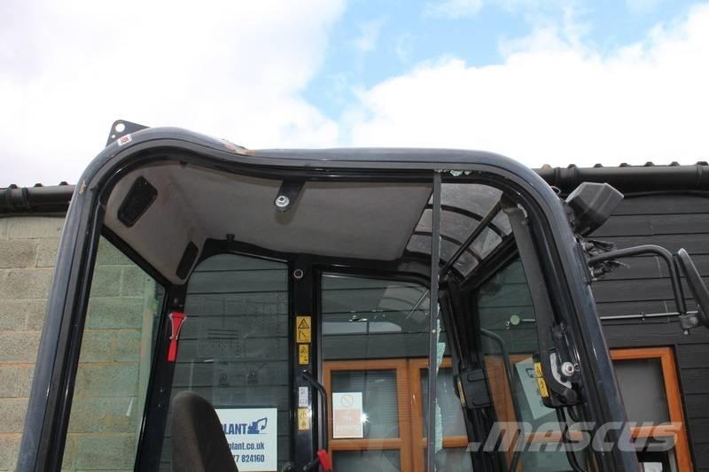 Kubota U 27-4 小型挖掘机