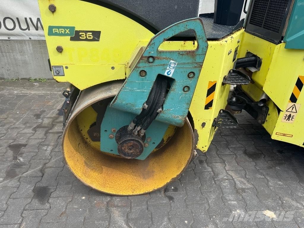 Ammann ARX 36 双轮压路机