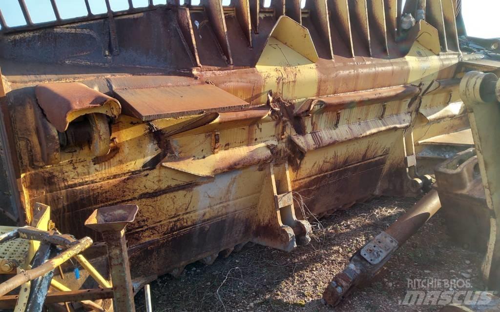 CAT D 11 N 履带式推土机