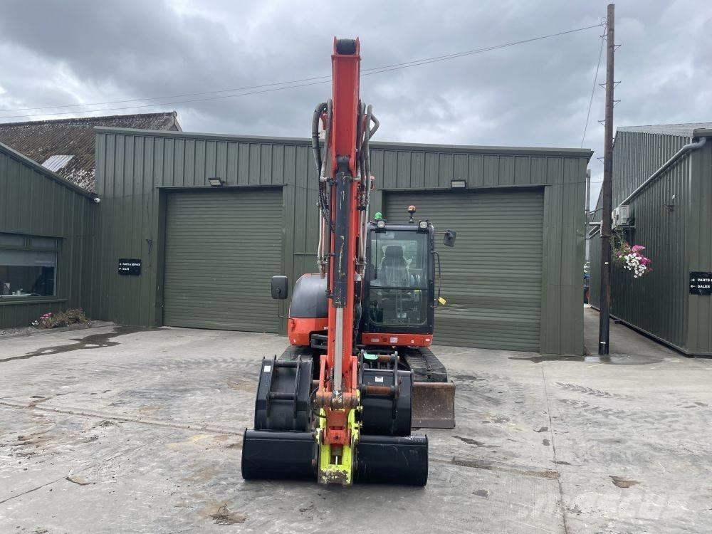 Kubota KX 080-4 中型挖掘机