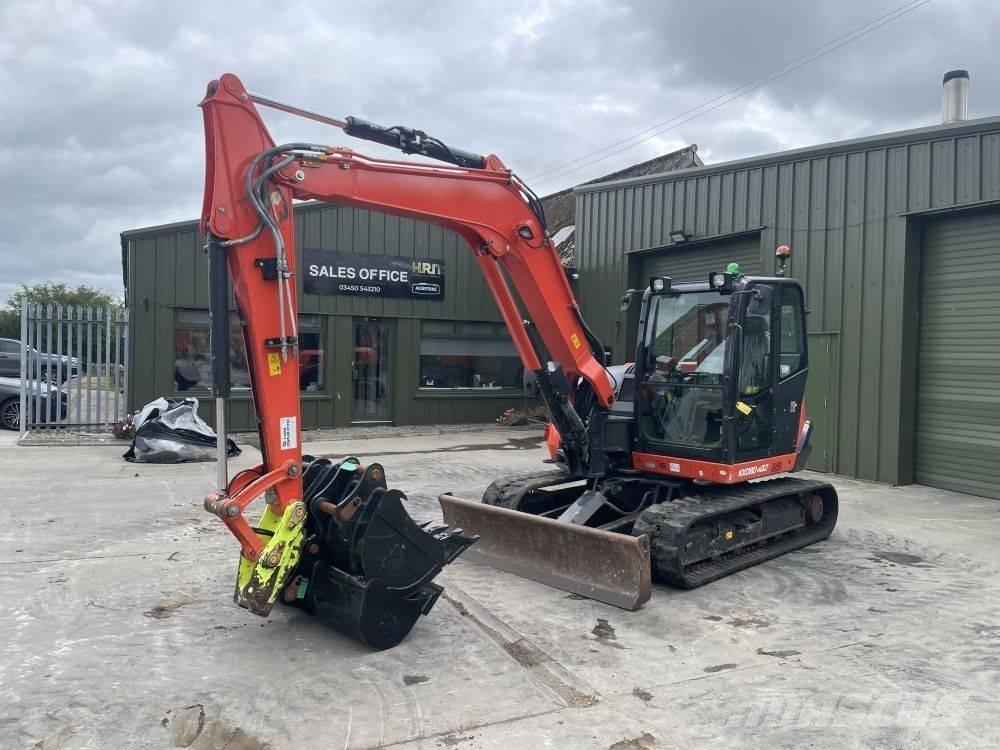 Kubota KX 080-4 中型挖掘机