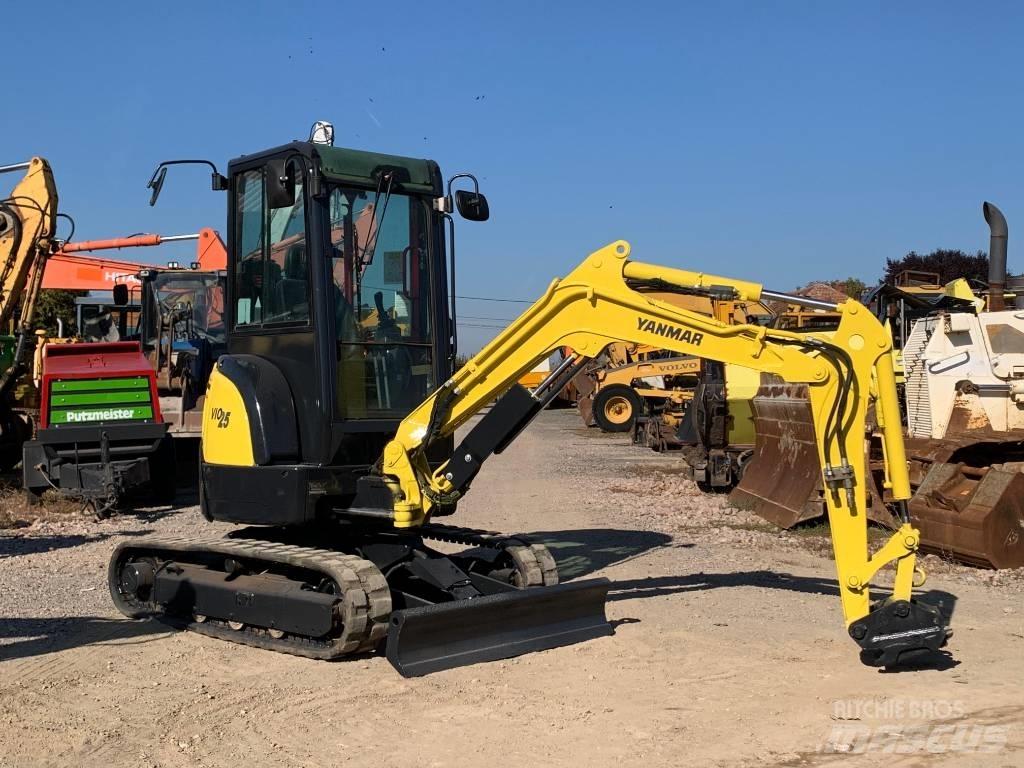Yanmar Vio 25-4 小型挖掘机