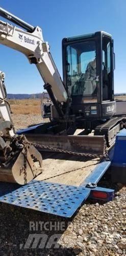 Bobcat E35i 小型挖掘机