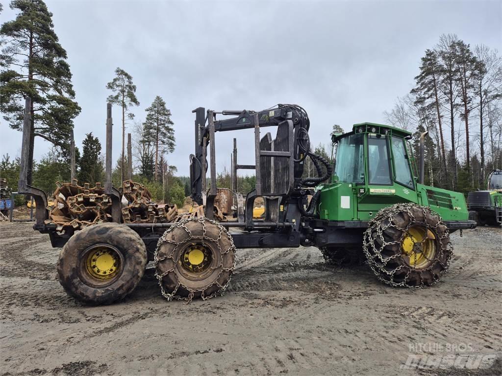 John Deere 1110D 集运机