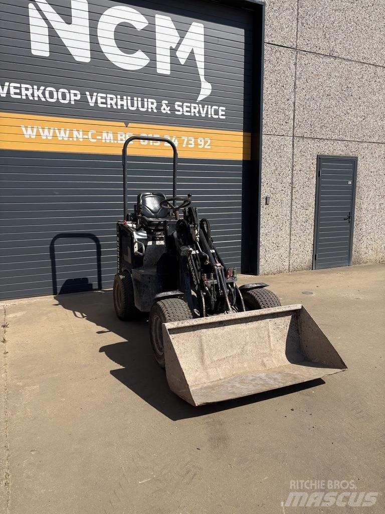 Knikmops KM 100 轮式装载机
