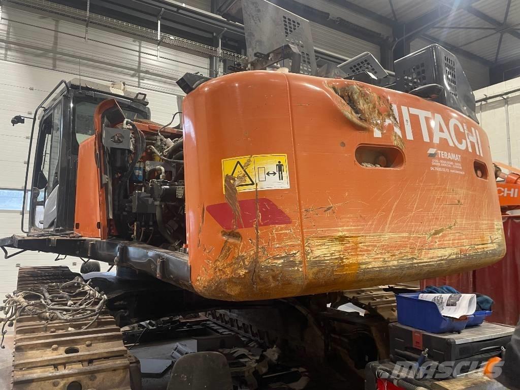 Hitachi ZX490LCH-6 履带挖掘机
