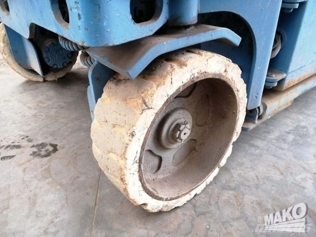 Genie GS 2046 剪叉式升降机