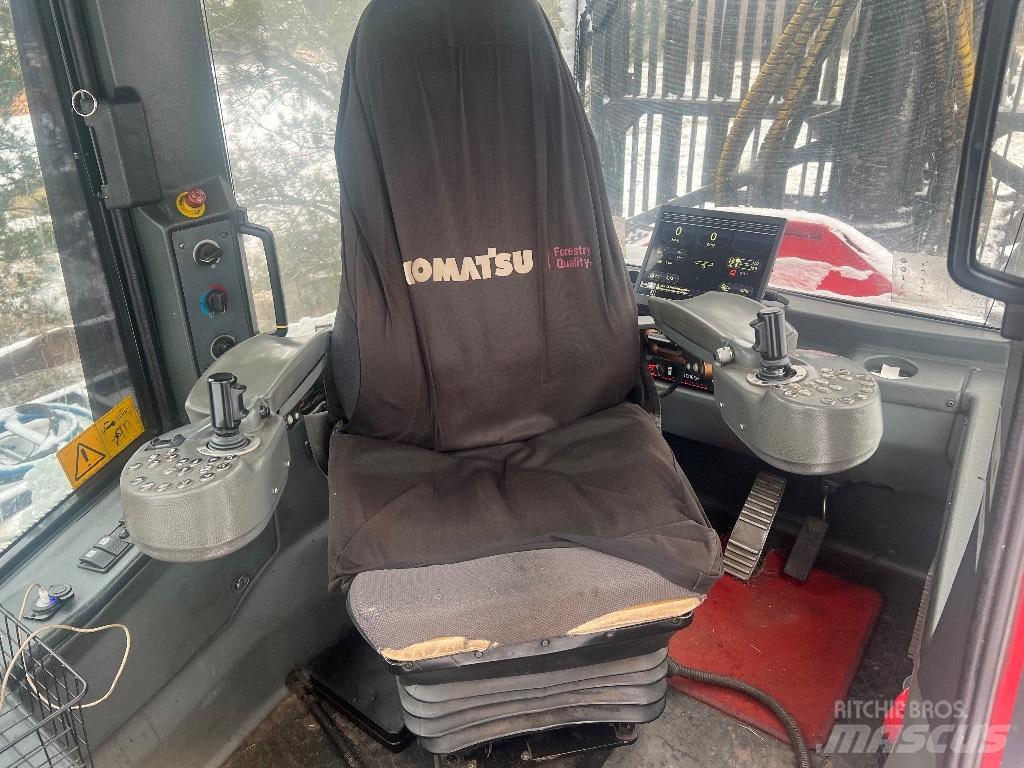Komatsu 840 TX 集运机