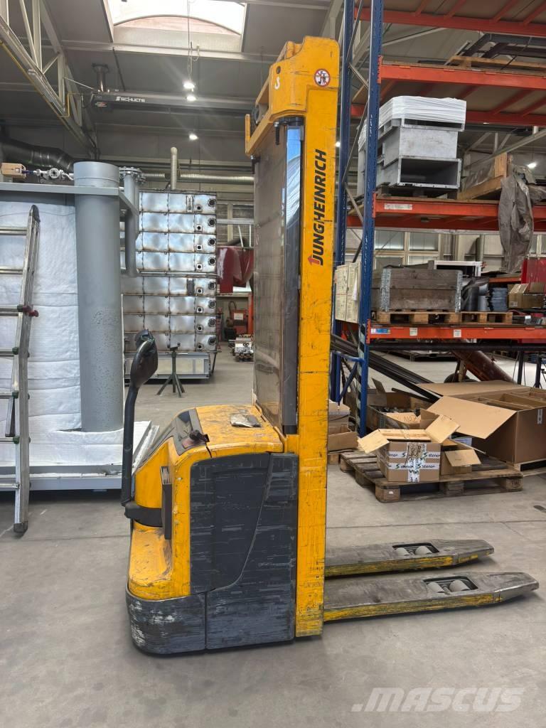 Jungheinrich EJC220 手推堆垛车