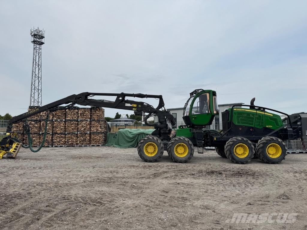 John Deere 1270 G 收割机