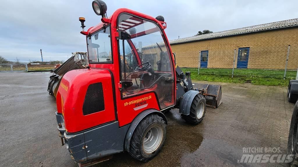 VM Loader 1036 小型装载机