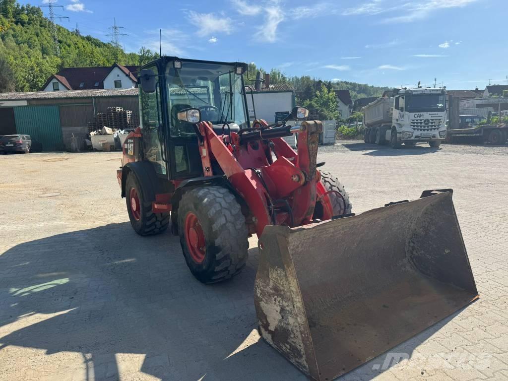 CAT 906M 轮式装载机