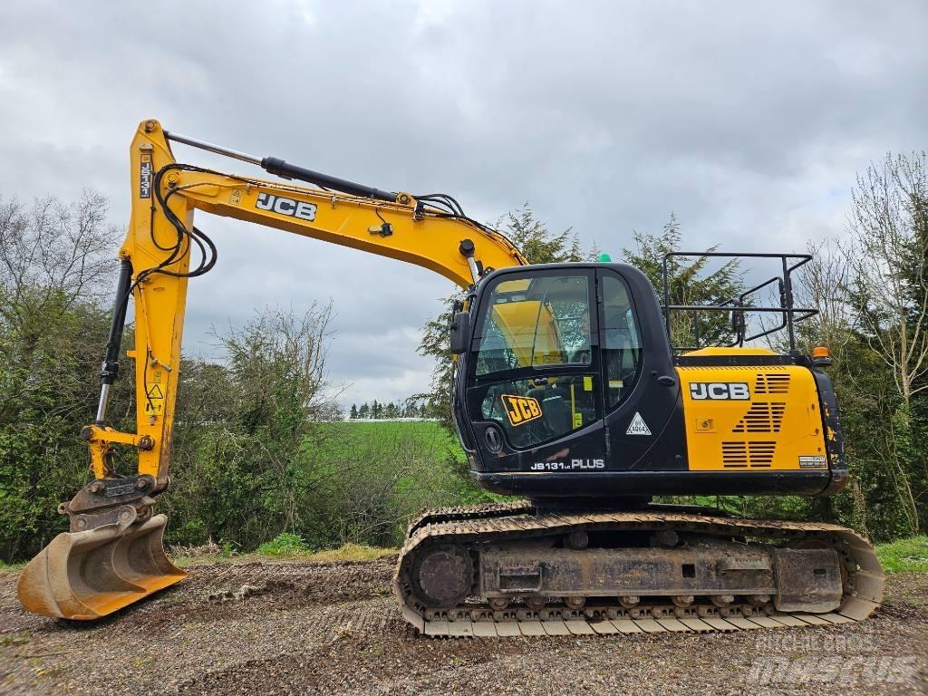 JCB JS 131 LC 履带挖掘机