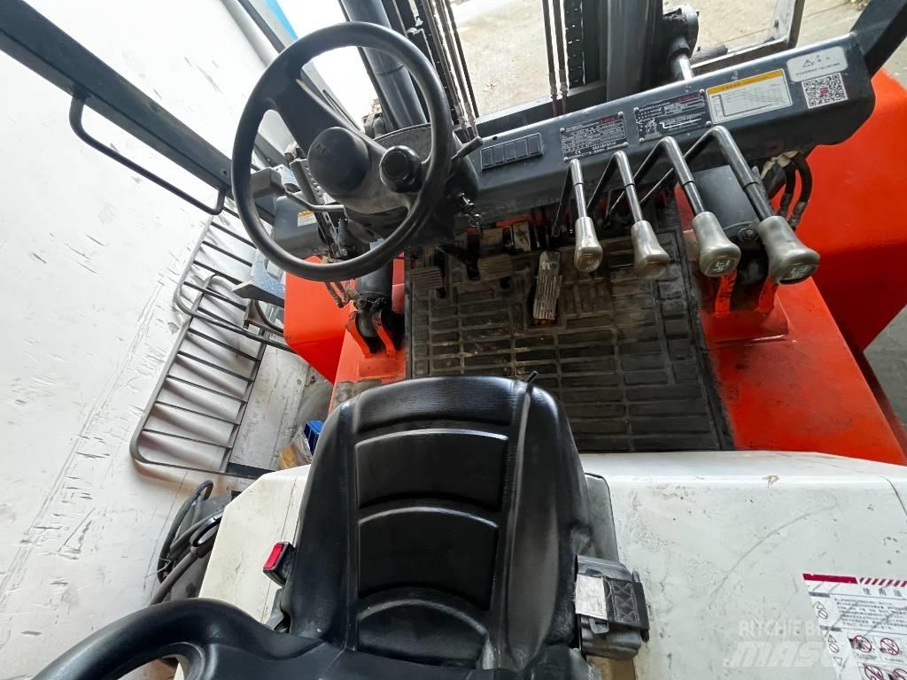 Heli K 100 柴油叉车
