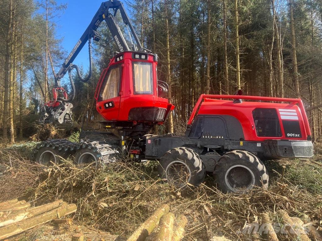 Komatsu 901 XC 收割机