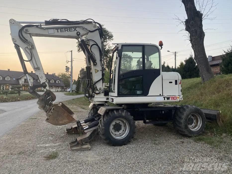 Terex TW 110 轮式挖掘机
