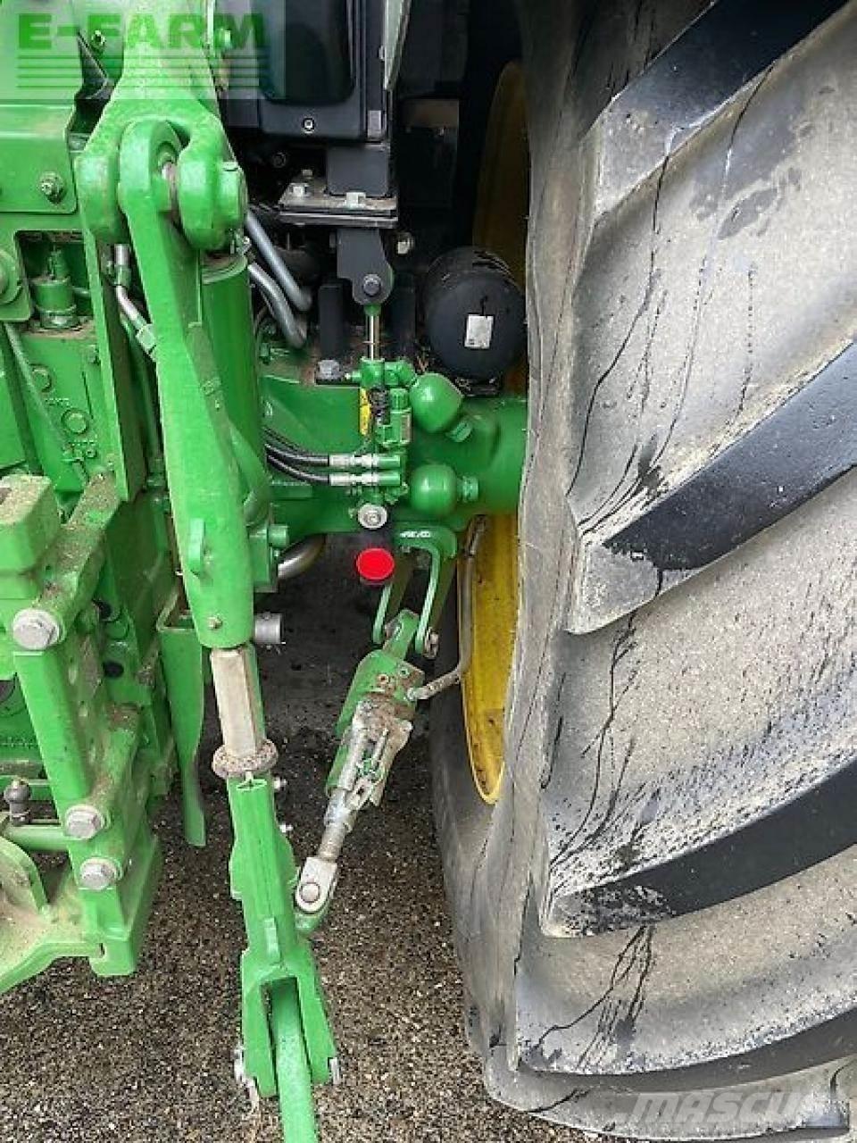 John Deere 6155r 拖拉机/农用车