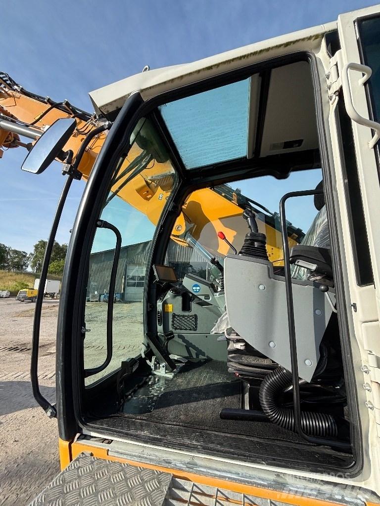 Liebherr LH 22 工业挖掘机