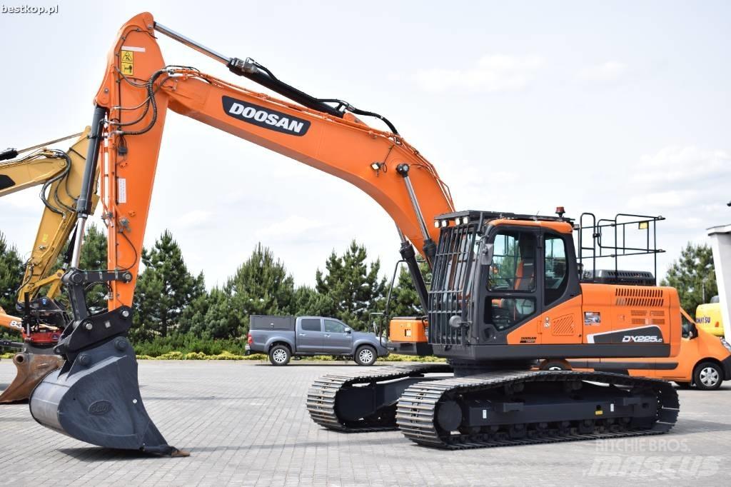 Doosan DX 225 LC-5 履带挖掘机