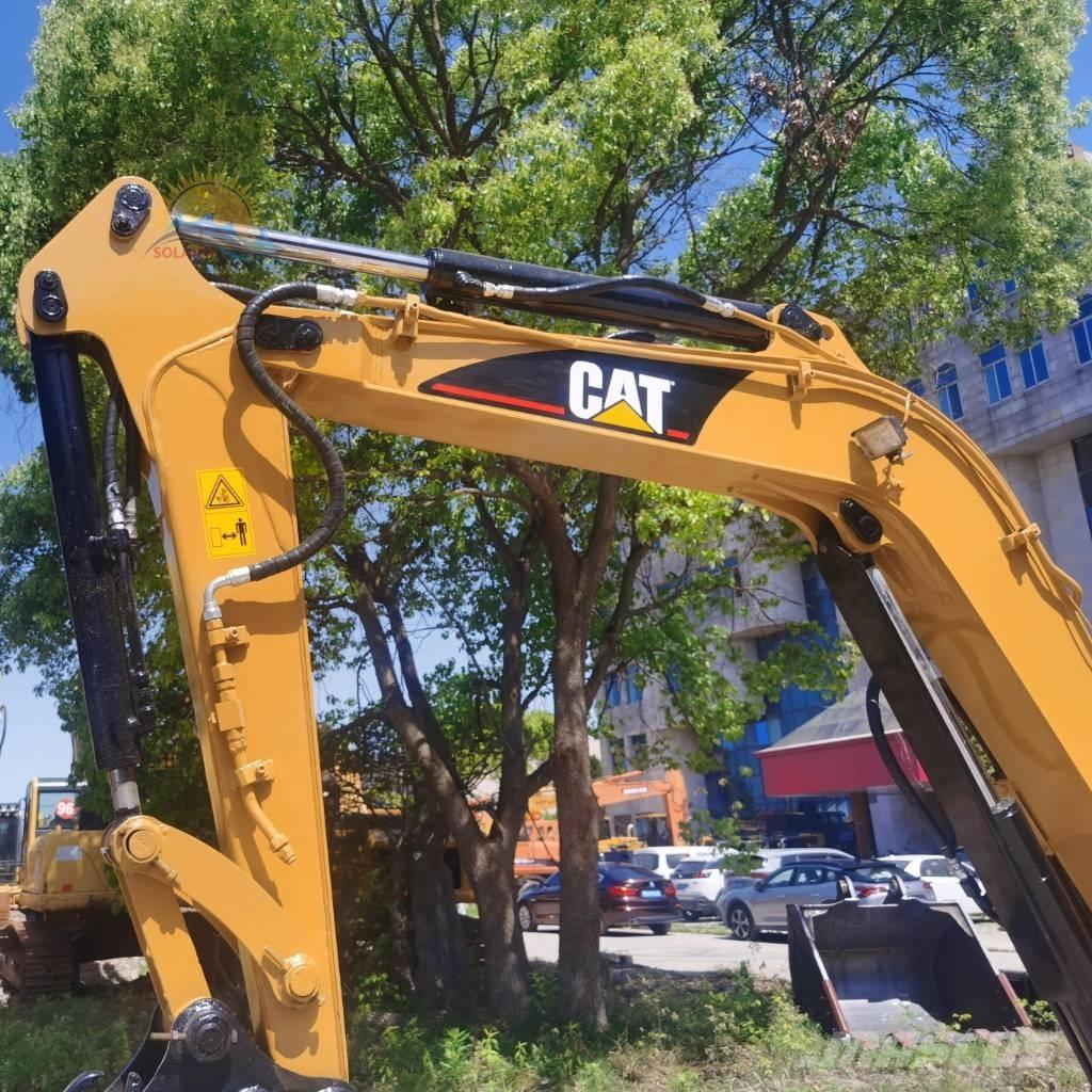 CAT 304 CR 小型挖掘机