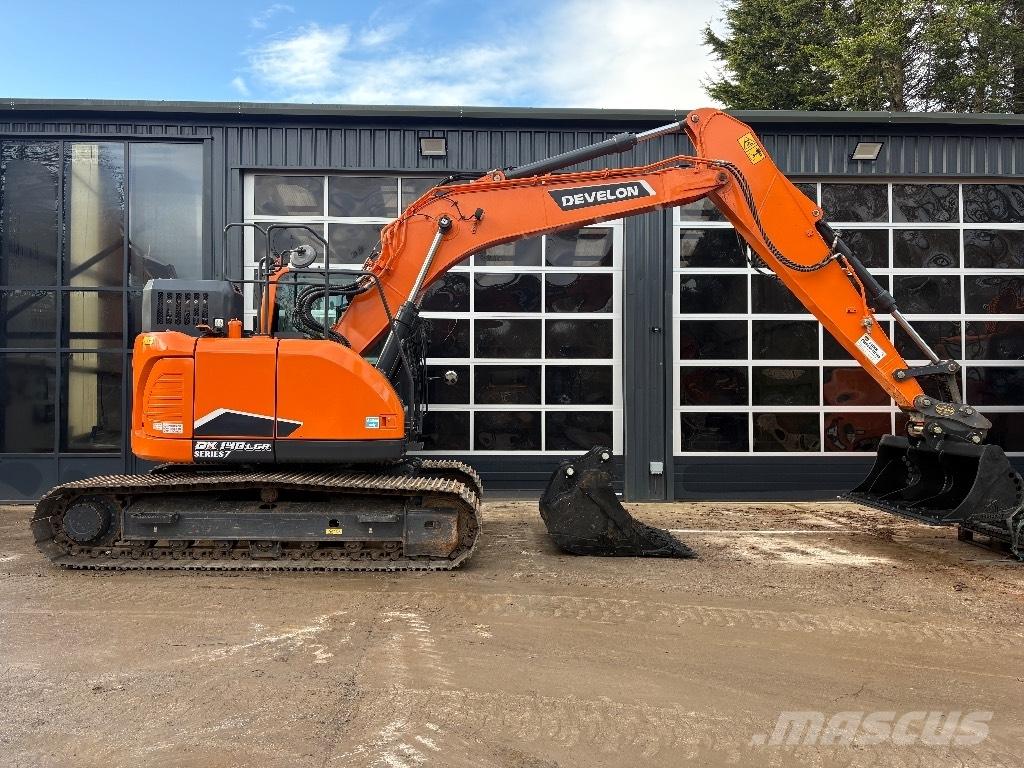Develon DX 140 LCR-7 履带挖掘机