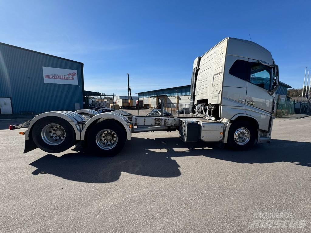 Volvo FH 16 750 平板车