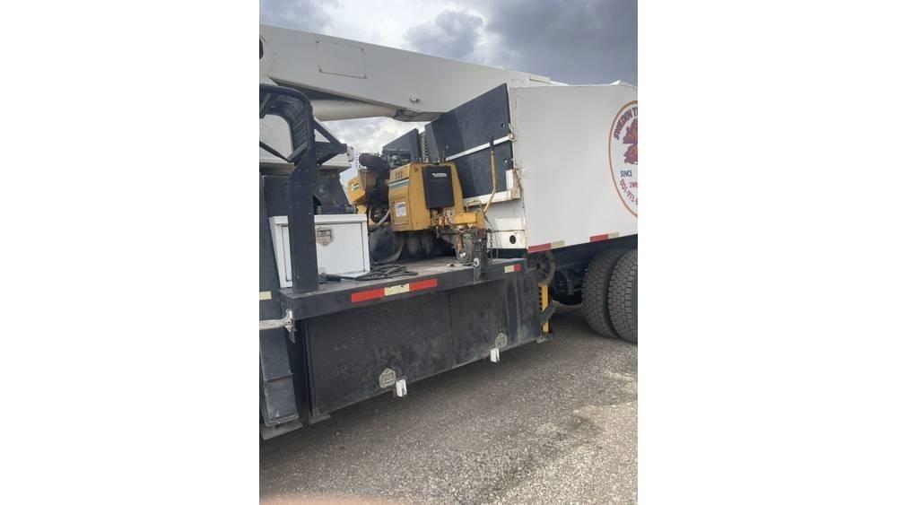 Ford F 7000 车载式高空作业车