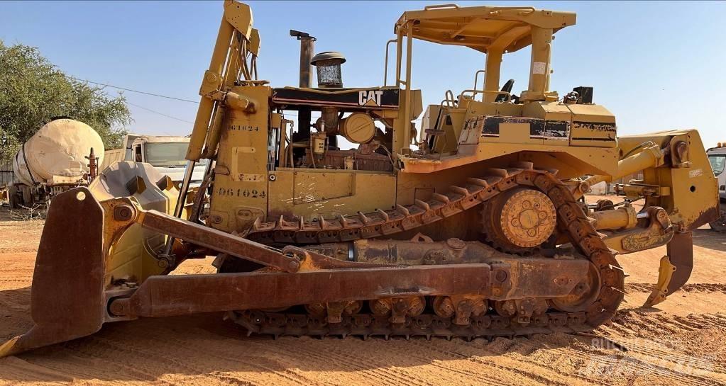 CAT D8R 履带式推土机