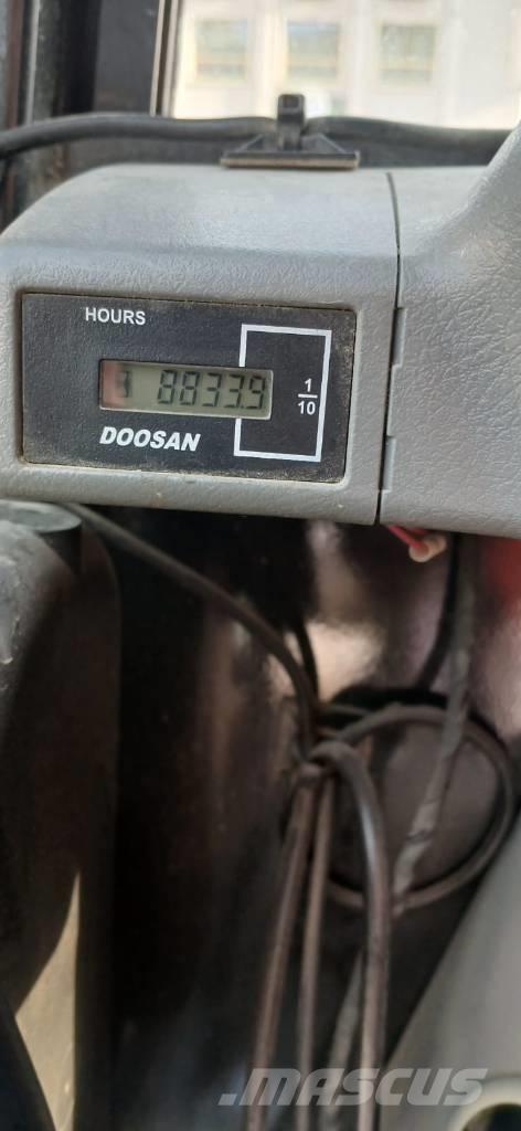 Bobcat E 85 中型挖掘机
