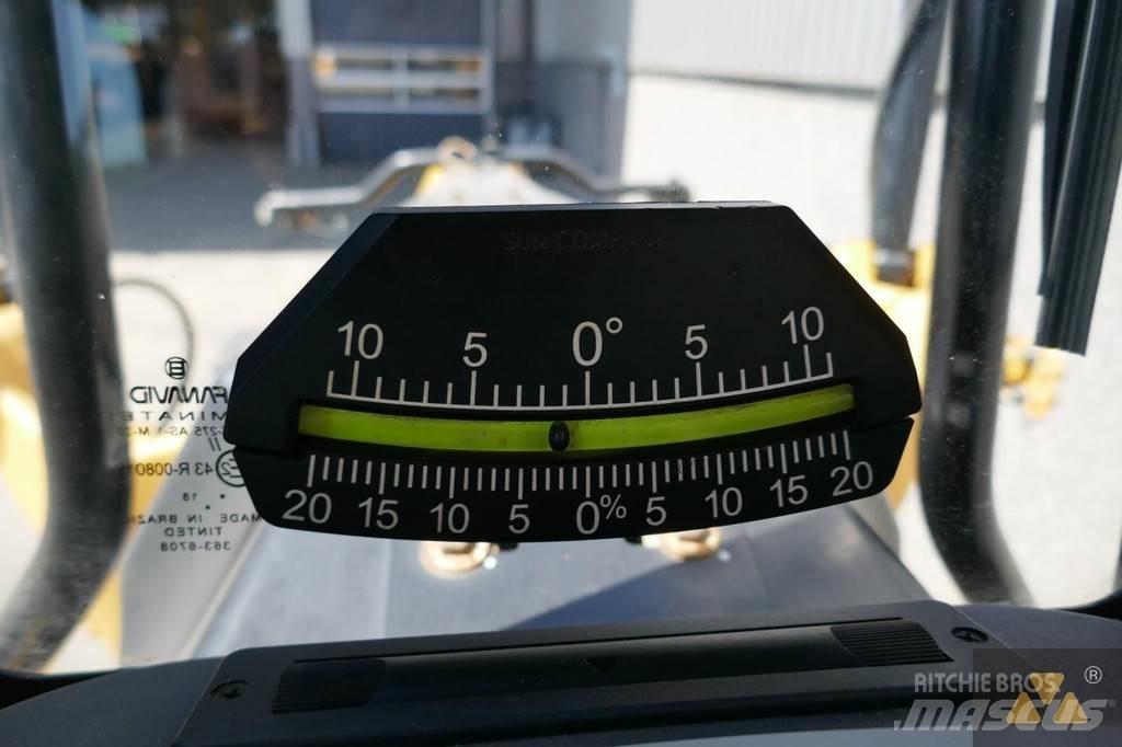 CAT 140M3 平地机/推土机