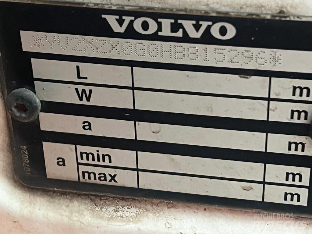 Volvo FM 450 自卸式货车