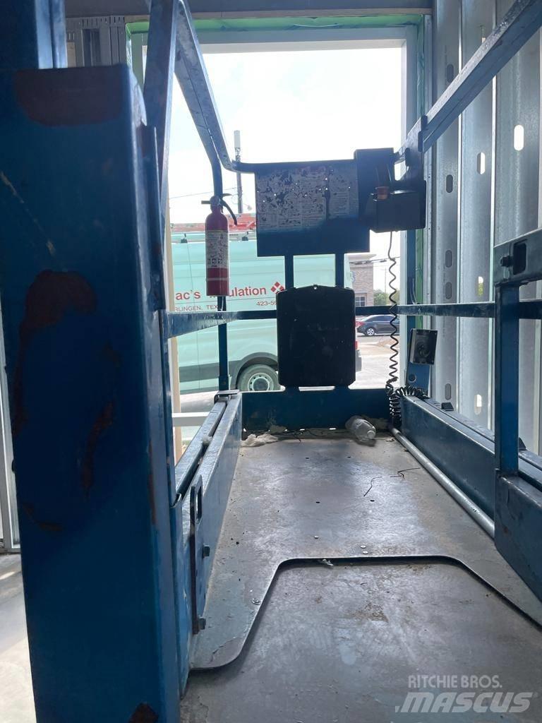 Genie GS 1930 剪叉式升降机