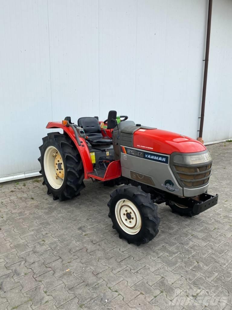 Yanmar RS 27 小型拖拉机