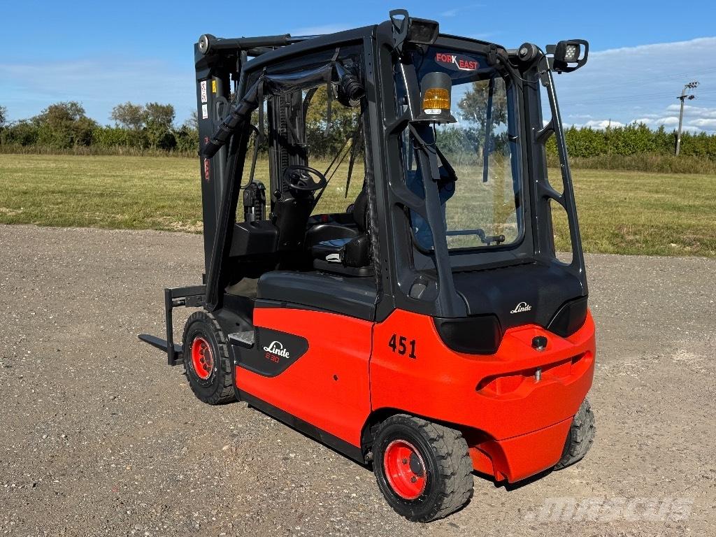 Linde E 30 电动叉车