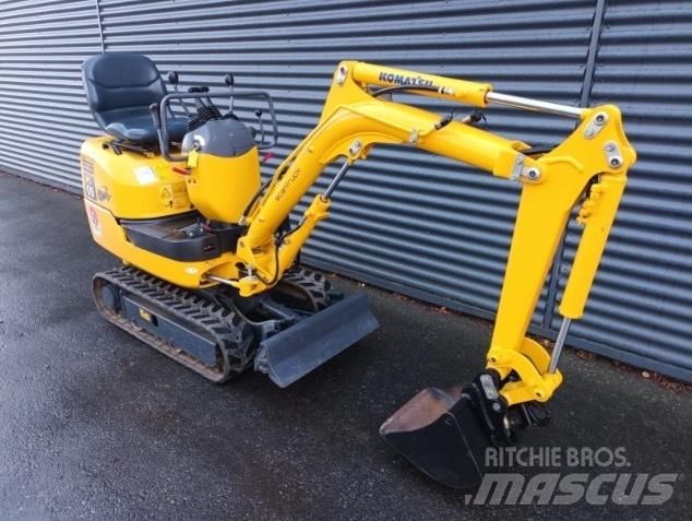 Komatsu PC 9 小型挖掘机
