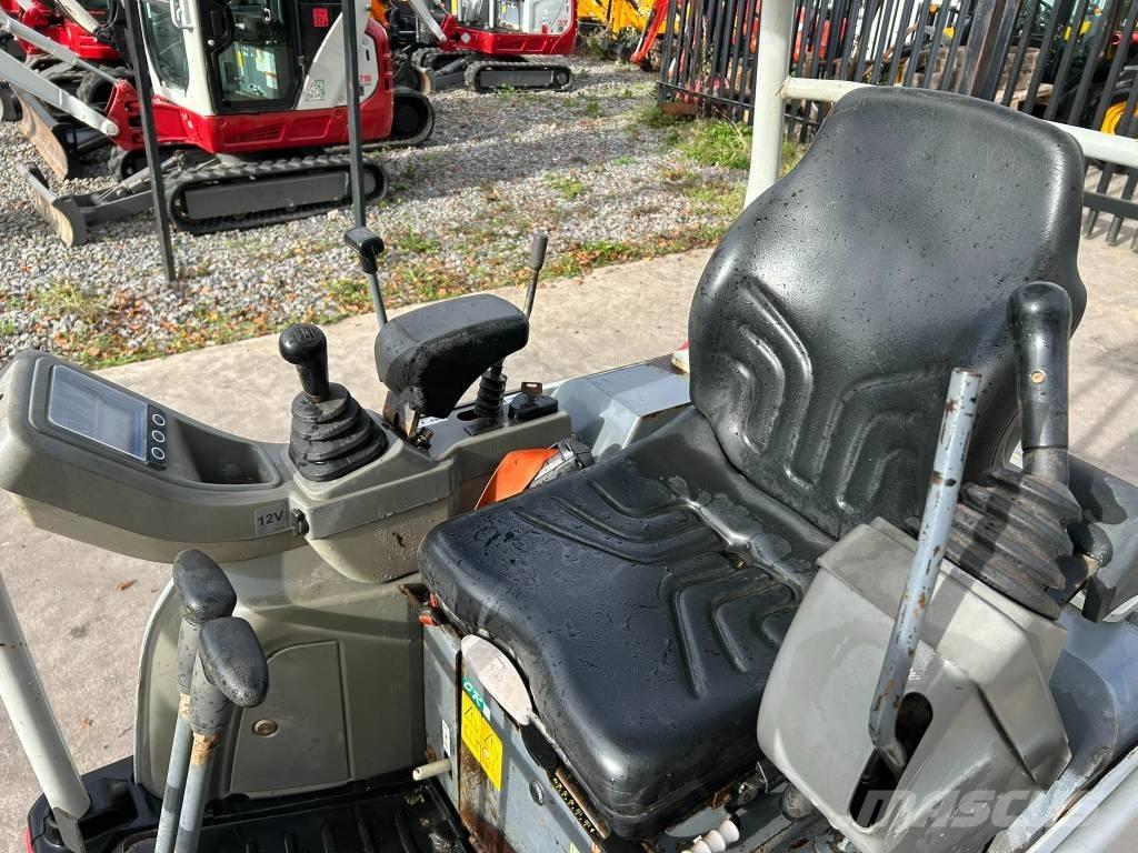 Takeuchi TB 216 小型挖掘机