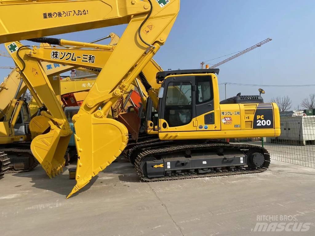Komatsu pc200-8 履带挖掘机