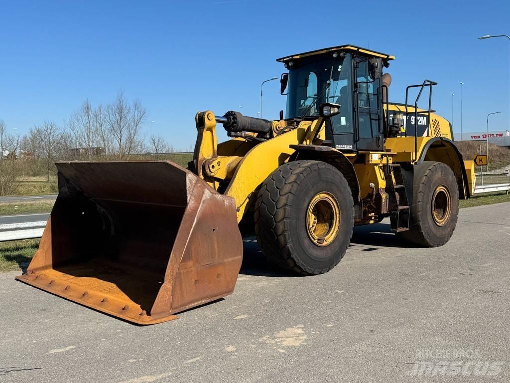 CAT 972M 轮式装载机