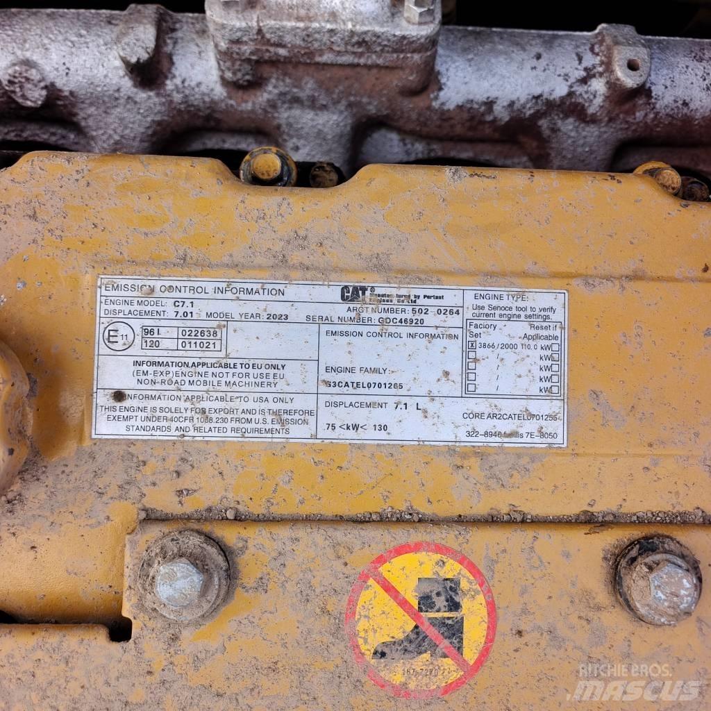 CAT 320 D 履带挖掘机