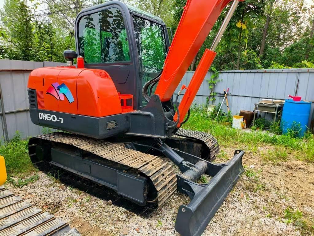 Doosan DH 60-7 小型挖掘机