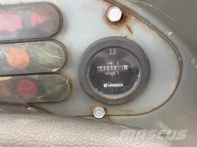 Neuson 6001 翻斗车\公路型自卸车