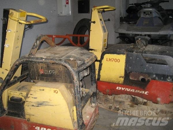 Dynapac LH700 平板夯