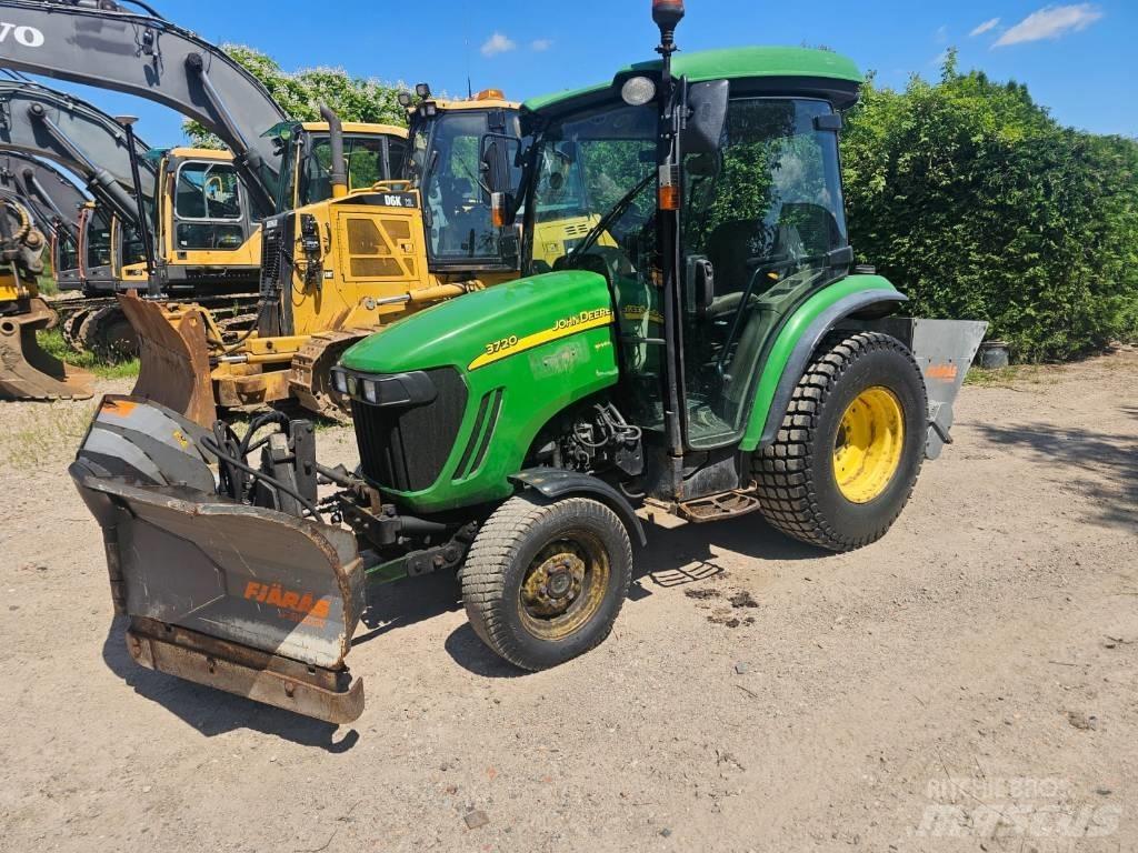 John Deere 3720 拖拉机/农用车