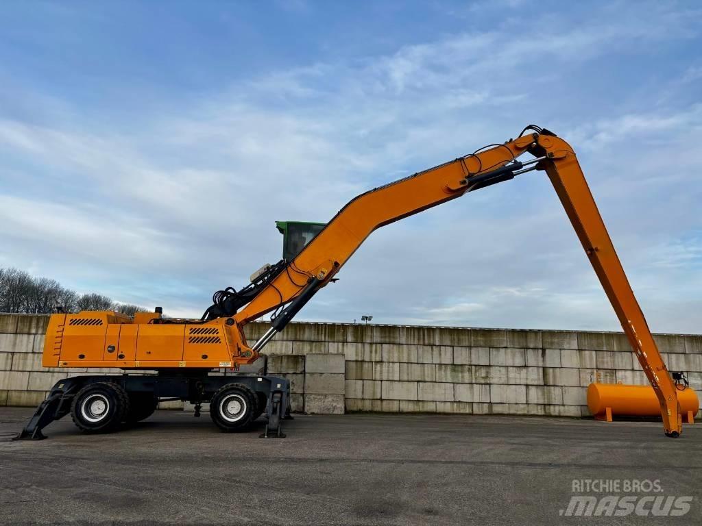 Fuchs MHL 380 工业挖掘机