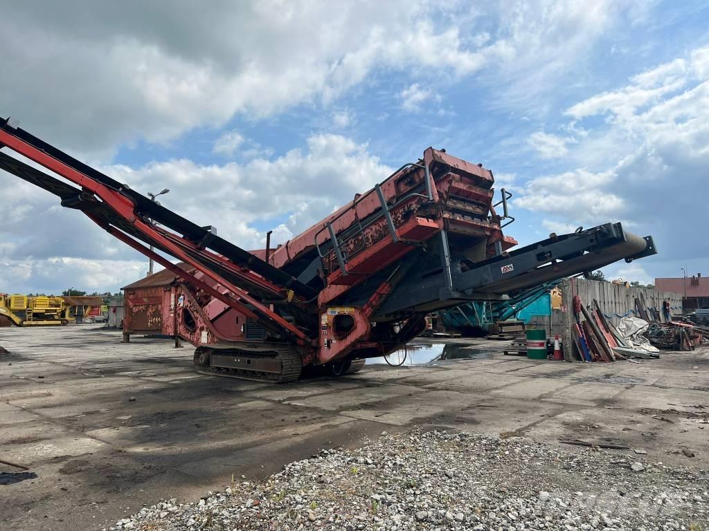 Sandvik QA 140 移动式筛分机