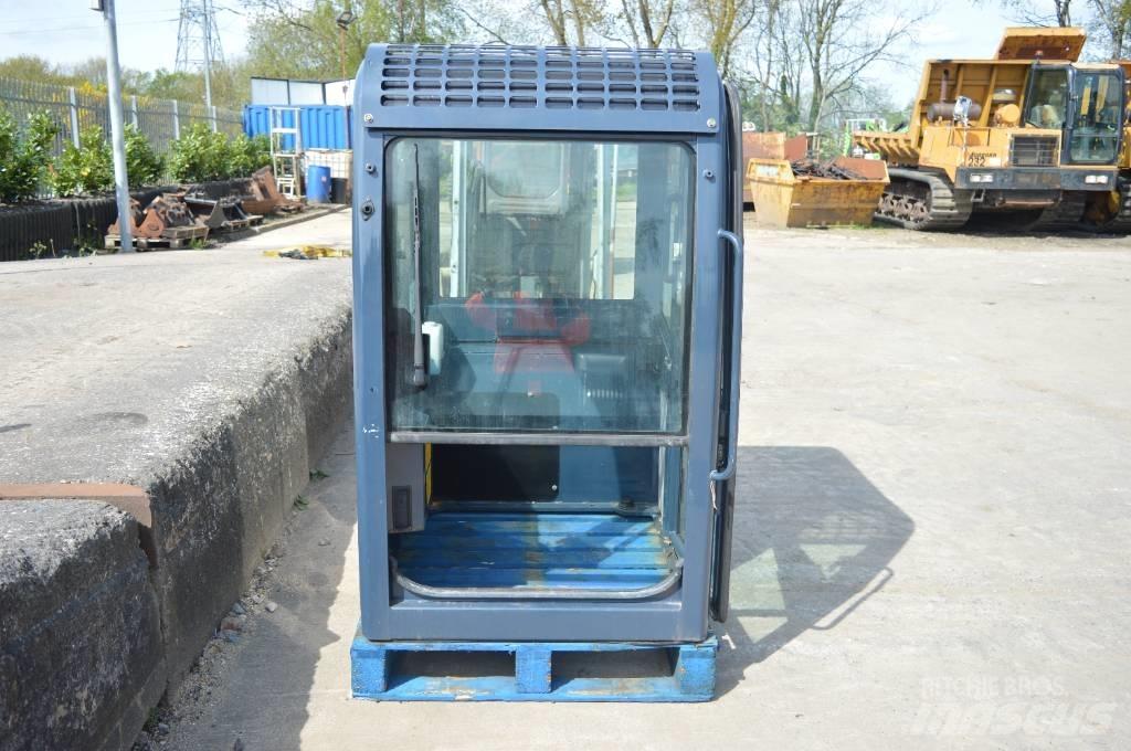Hanix H 22 cab 小型挖掘机