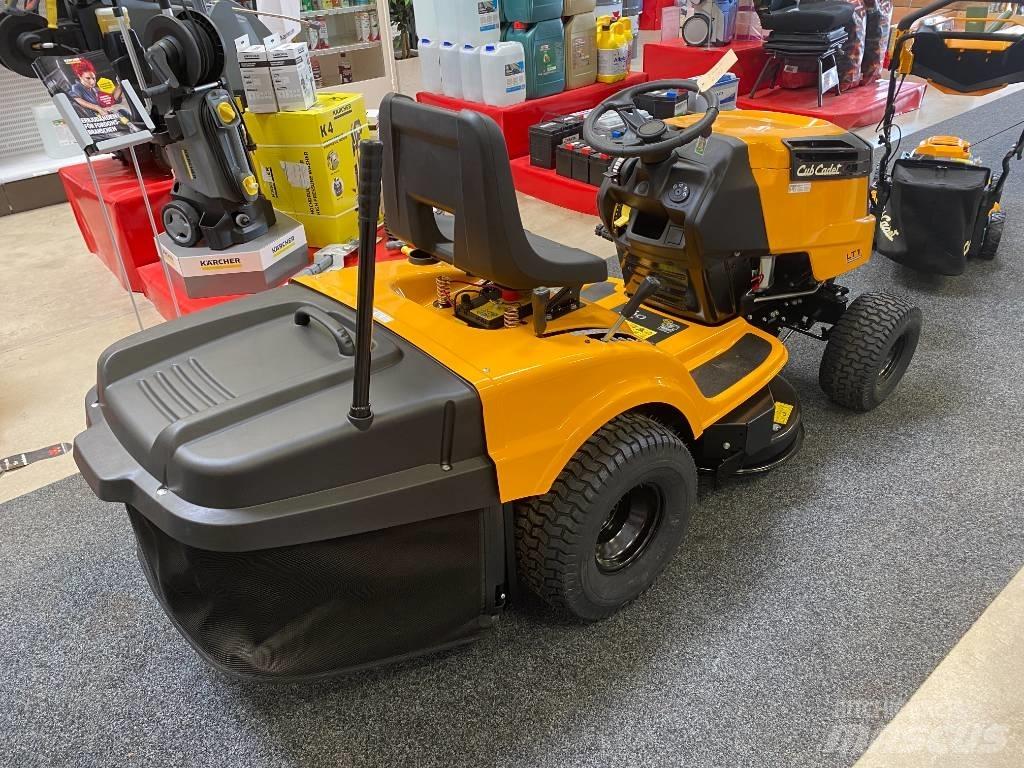 Cub Cadet LT1 NR92 骑乘式割草机